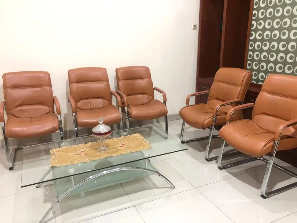 Kursi ruang tamu merek informa