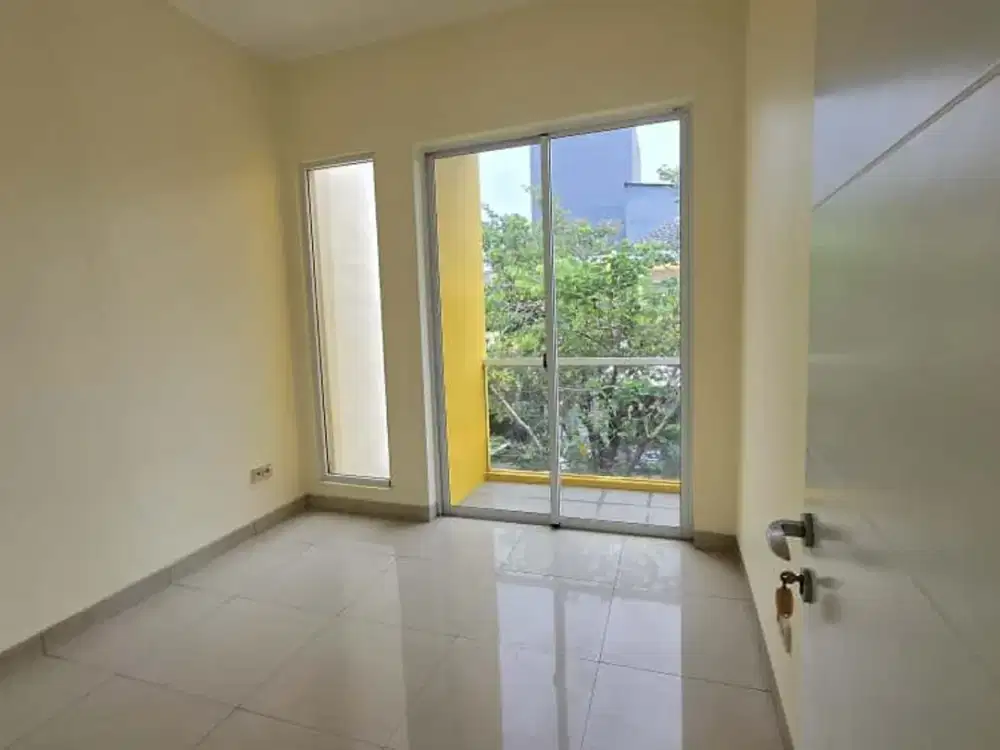 BEST DEAL! RUMAH GREEN LAKE CITY