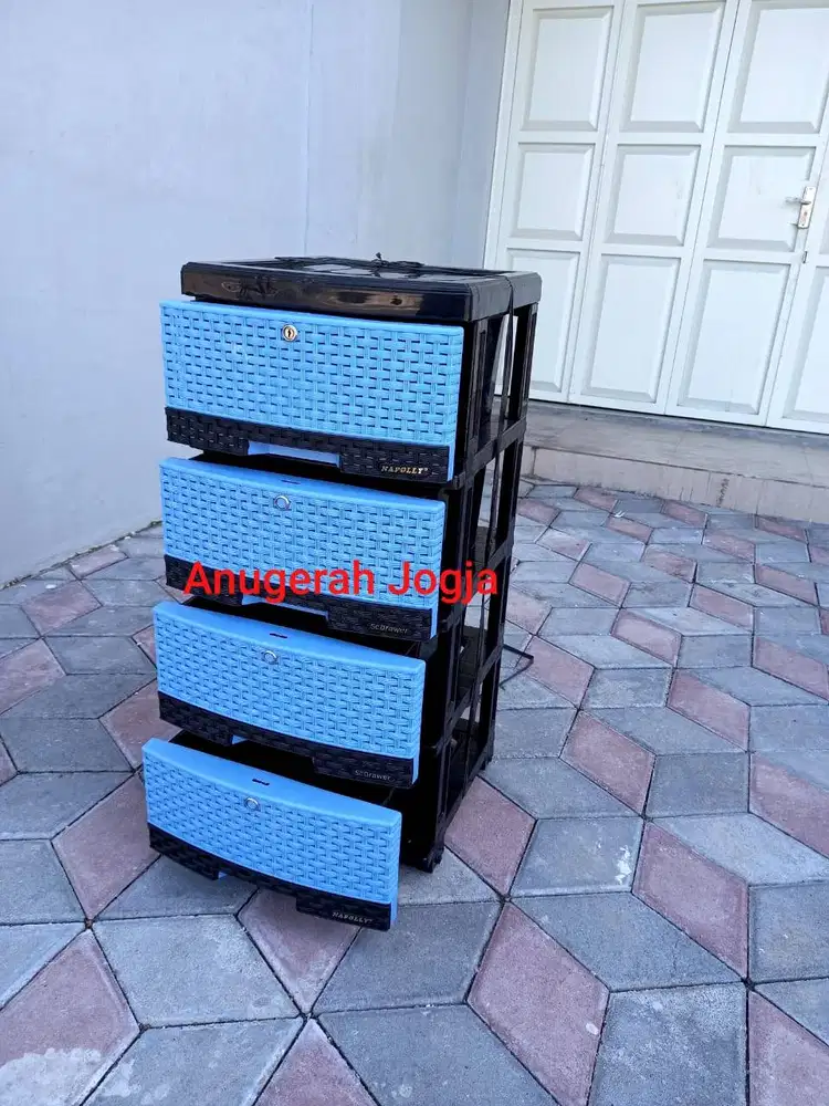 lemari Napolly Scd 4