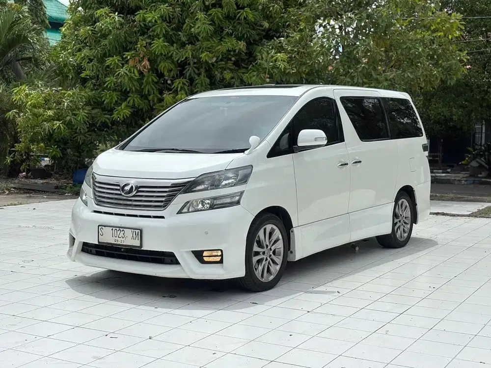 Toyota Velfire Z audioless Matic 2011