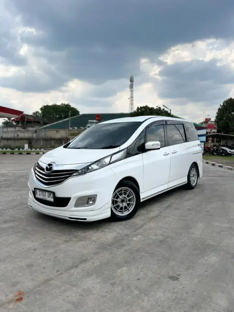 Mazda Biante skyactiv 2014