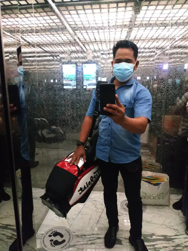 Menccari pekerjaan sebagai driver