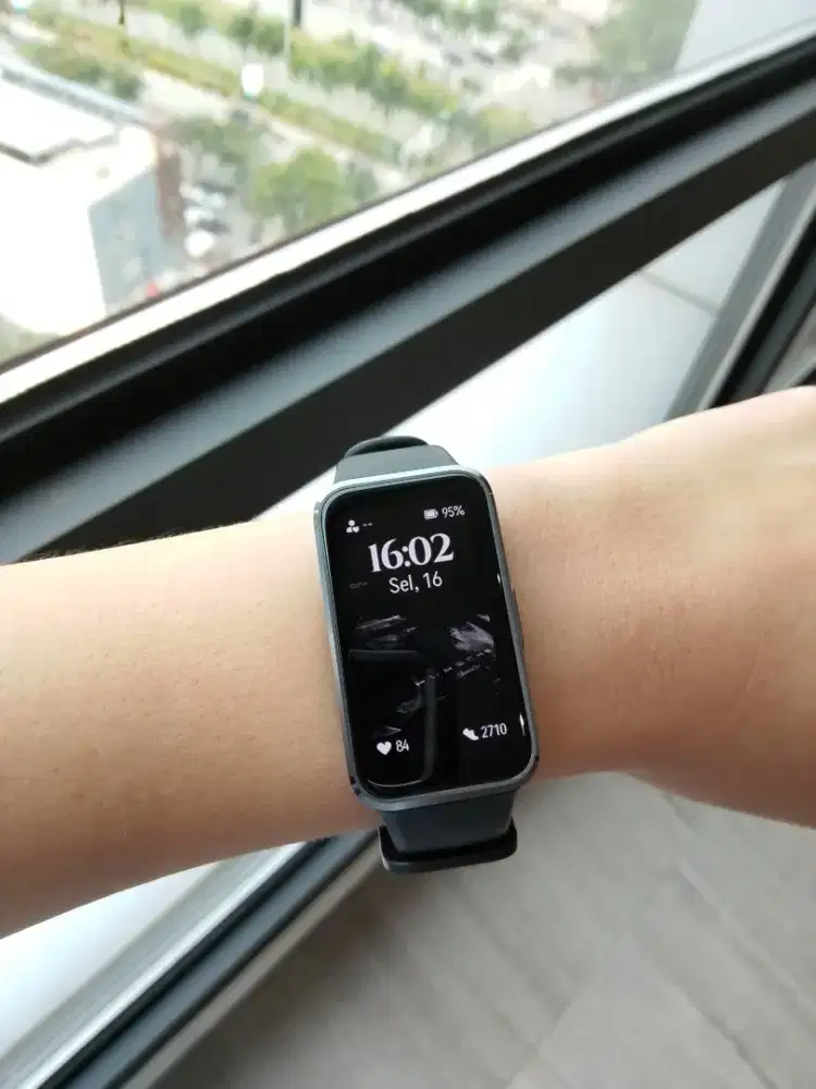 Huawei Band 10 Aluminum Alloy Hitam