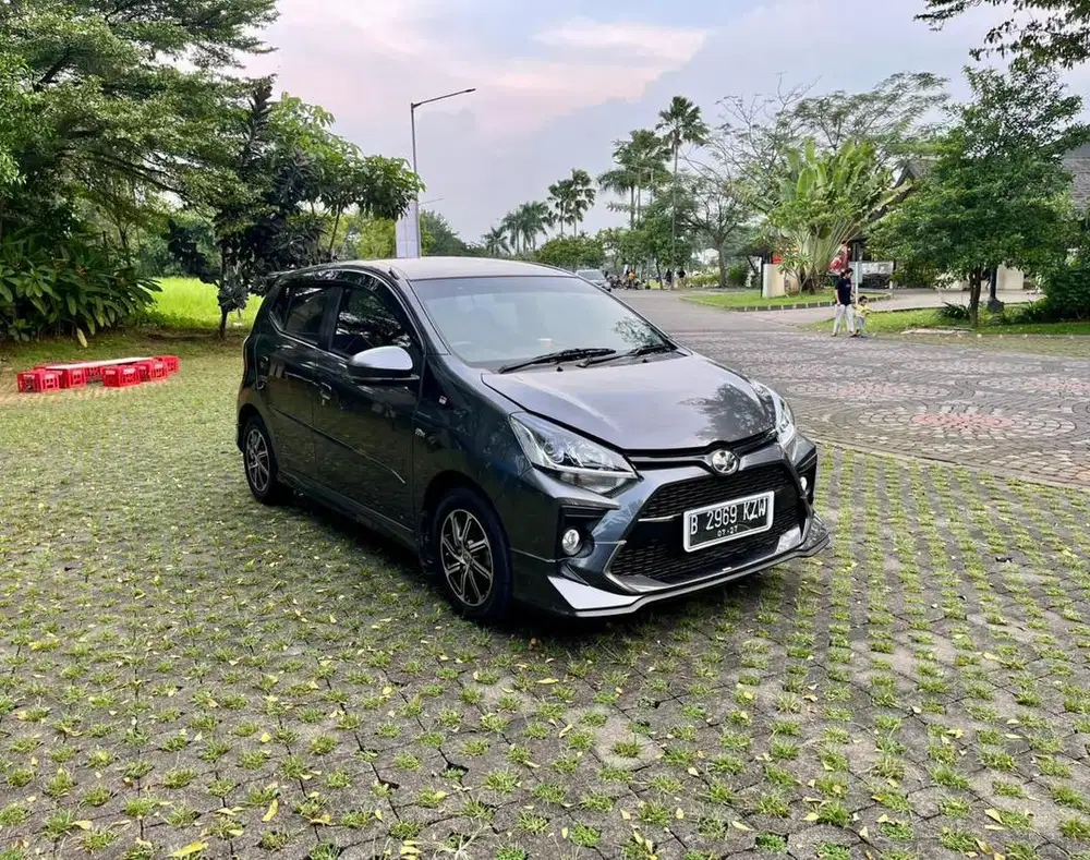 TOYOTA AGYA GR 1.2 sport at 2022