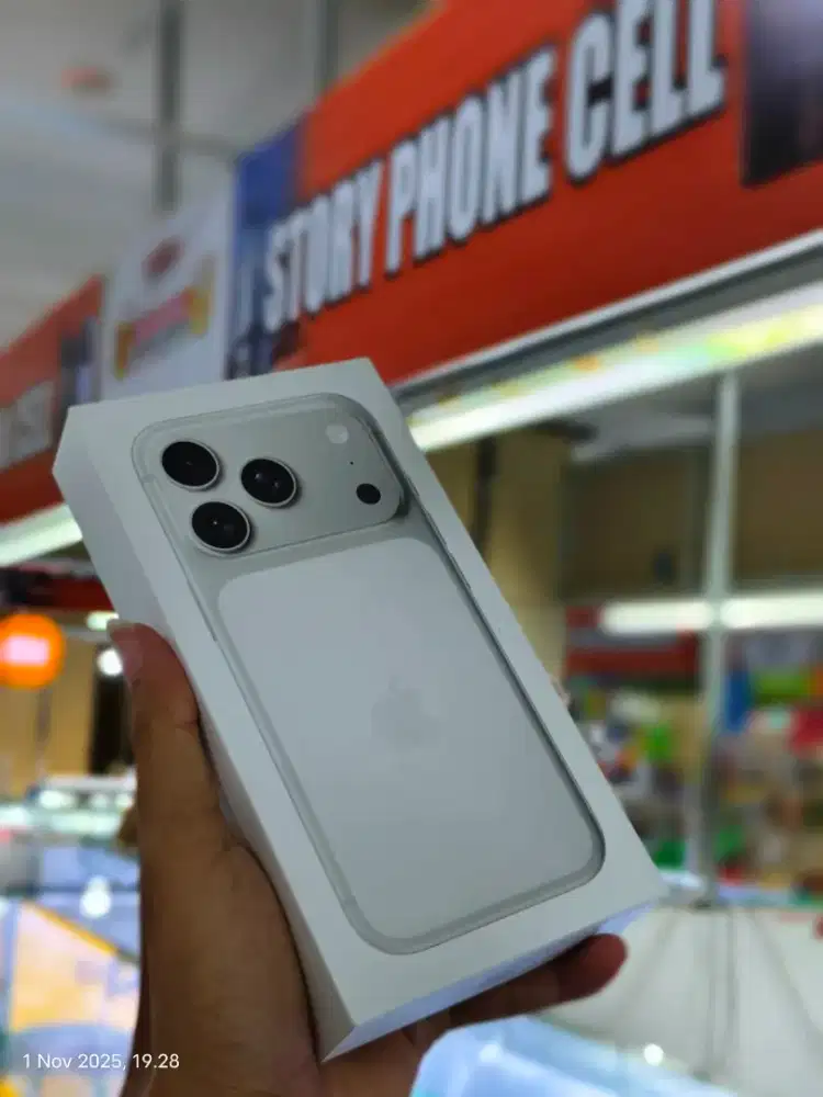 iPhone 17 Pro iBox Silver Bisa Tuker tambah