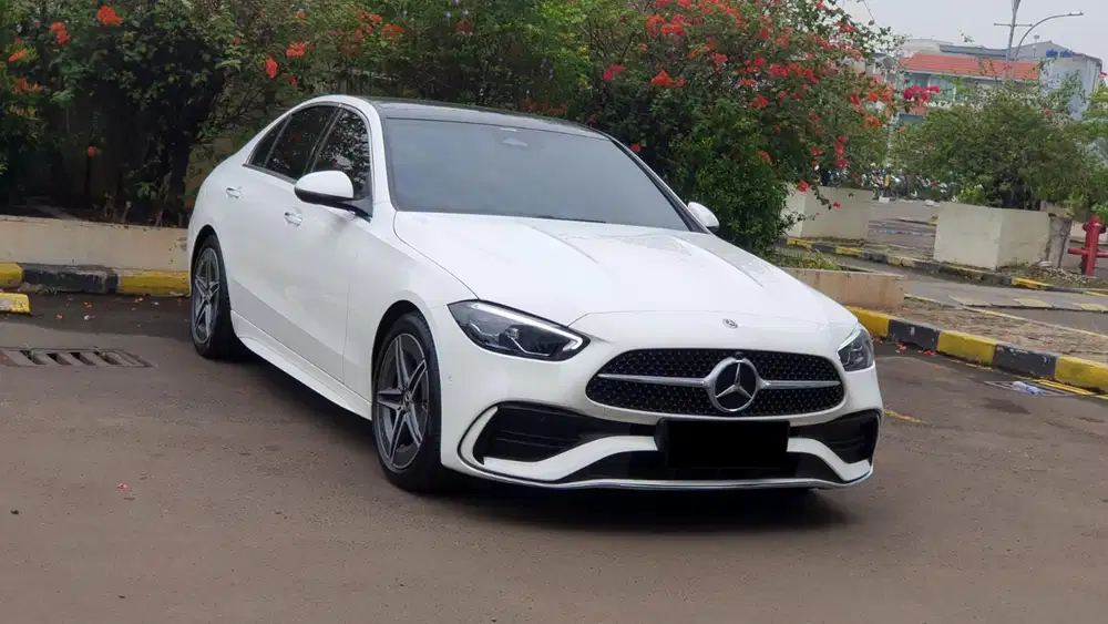 [ LOW KM ] Mercedes Benz Mercy C 300 C300 AMG W206 AT 2023/2024