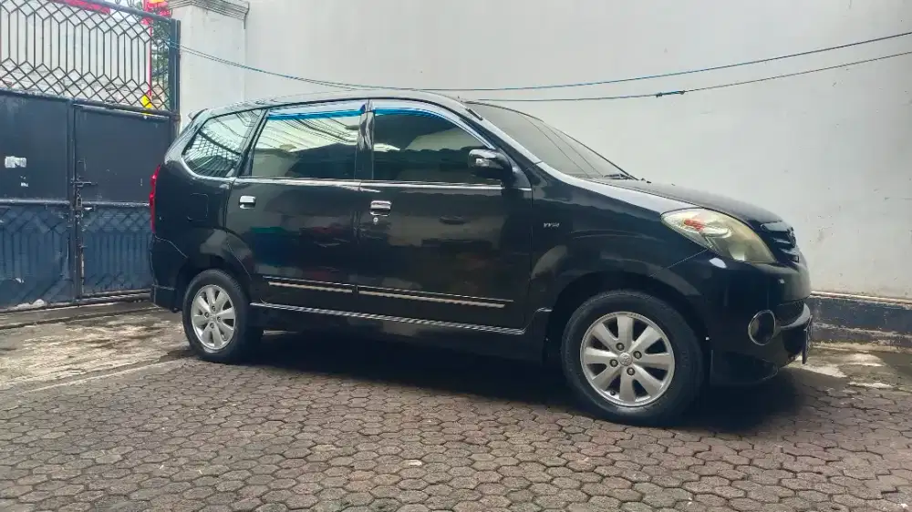 Toyota Avanza S matic tahun 2008