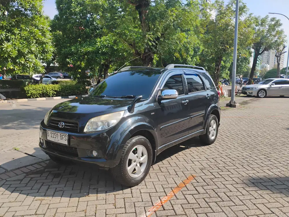 Toyota Rush 2009 Bensin