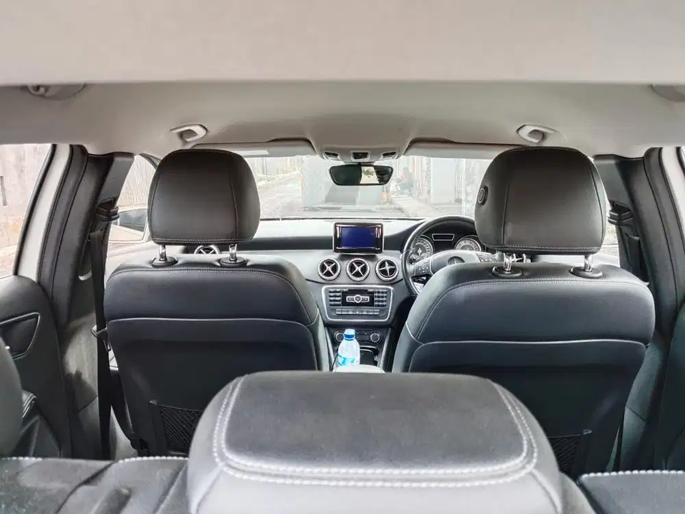 Mercedes-Benz GLA200 2015 Bensin