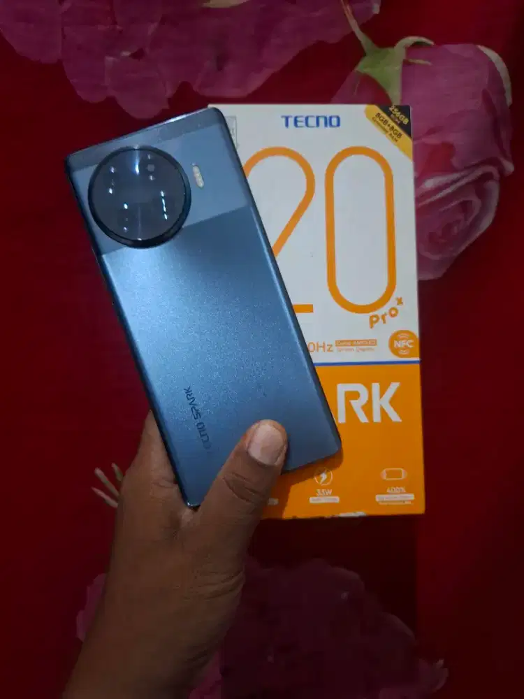 Tecno spark 20 pro+