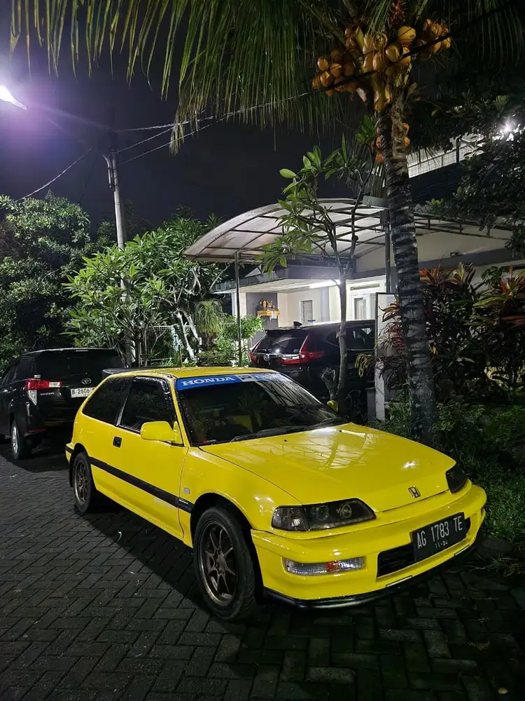 Honda Civic Nouva nova SH3 1990 Facelift Hatchback 2 pintu Langka