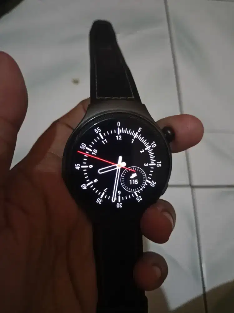 Jam tangan smartwatch itel