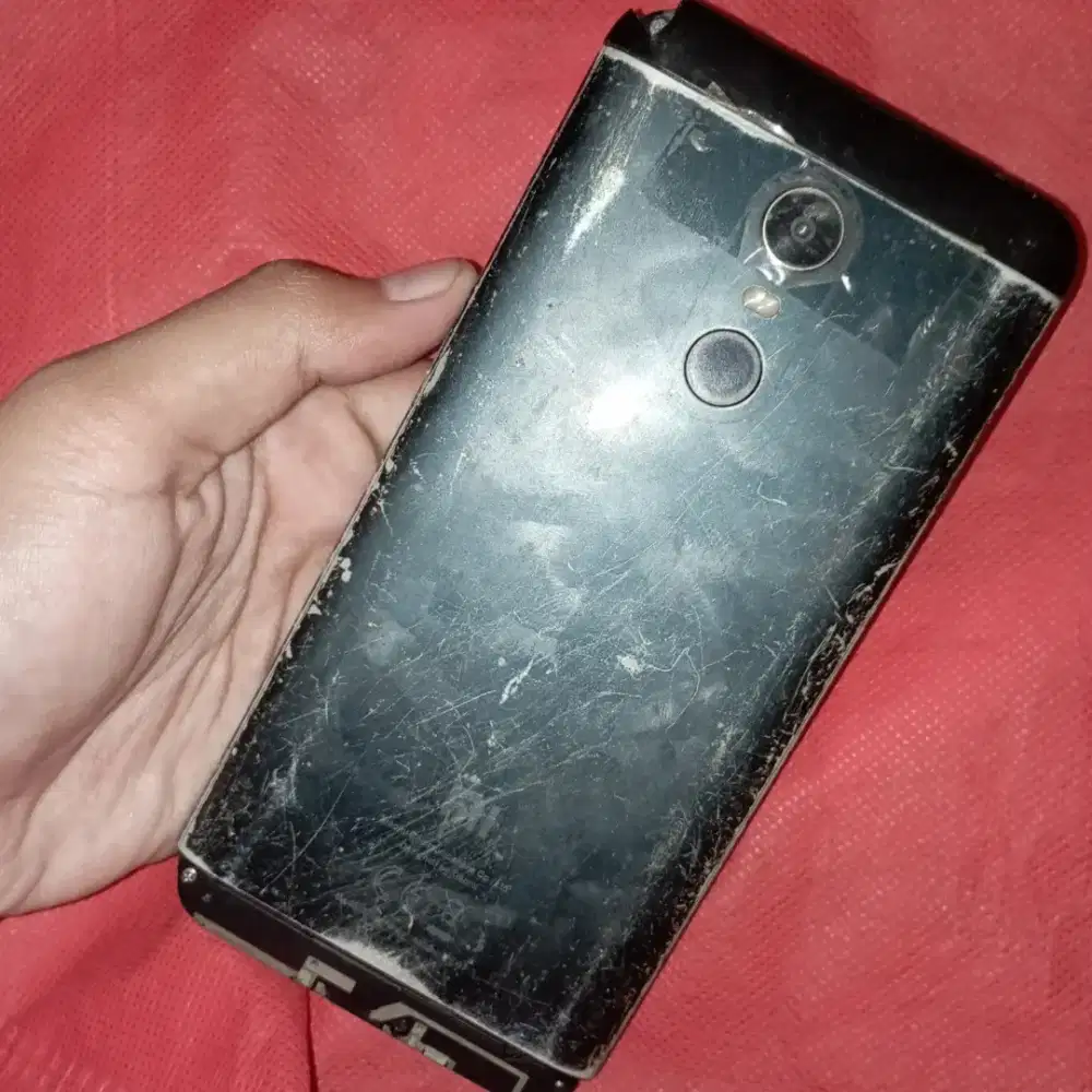 Hp Xiaomi Redmi Note 5 Plus ( Bekas dan Rusak )