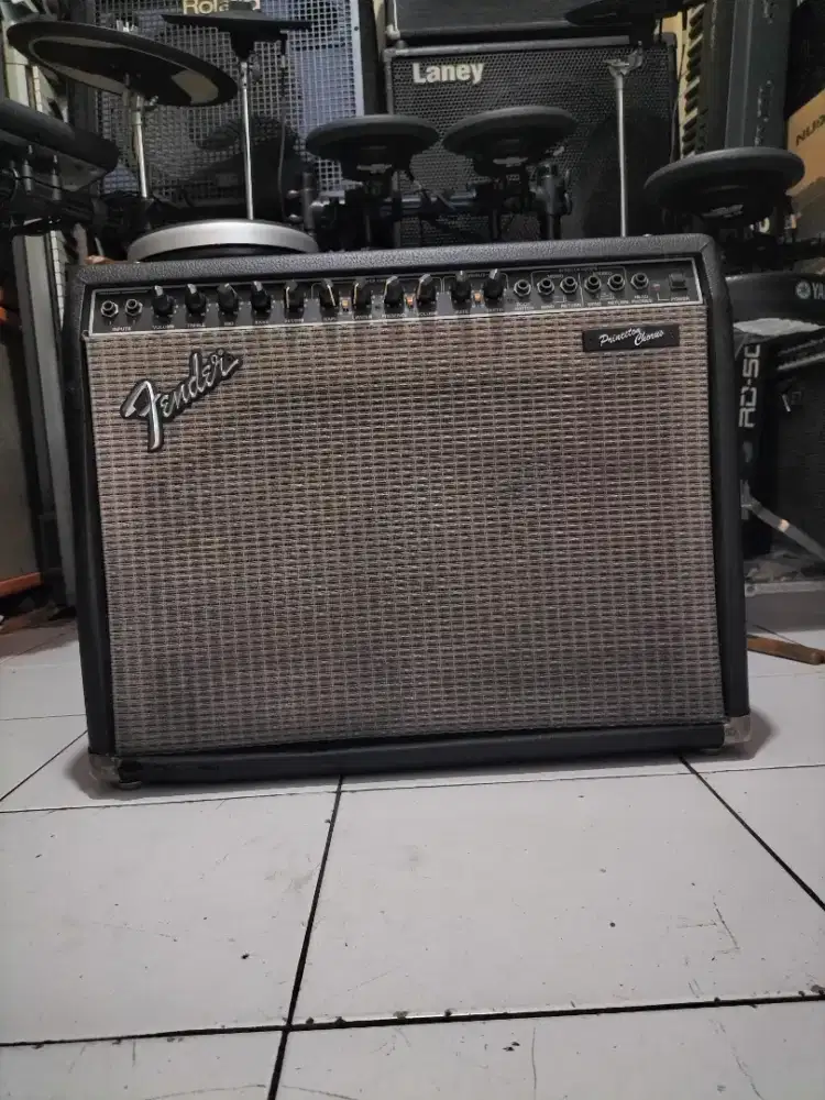 Ampli gitar Fender Princeton Chorus