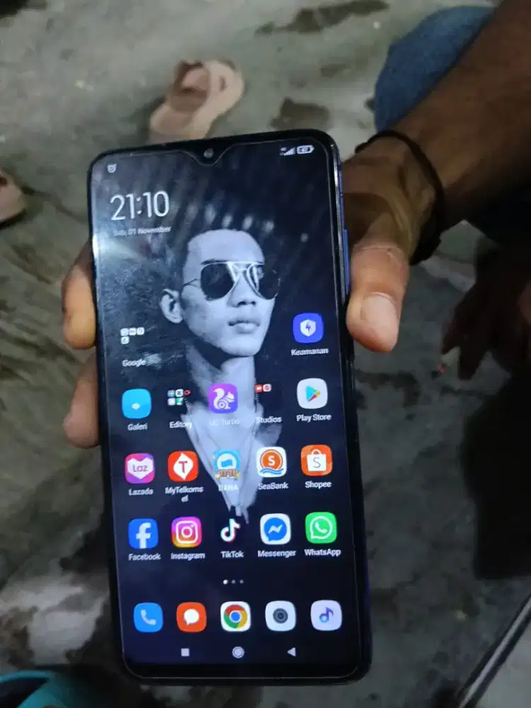 Permisi gan ane mau jual redmi note 8 pro ram 6/64