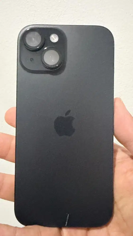 IPHONE 15 128 HITAM BLACK EDITION MULUS