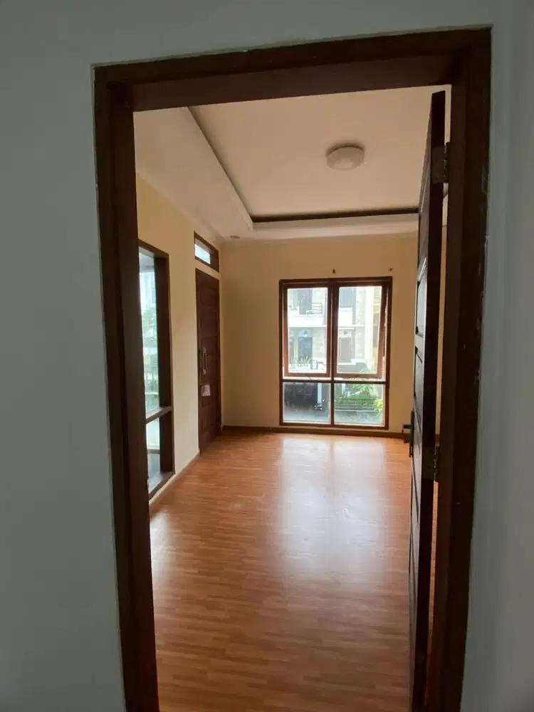 Disewakan rumah siap huni, menghadap utara