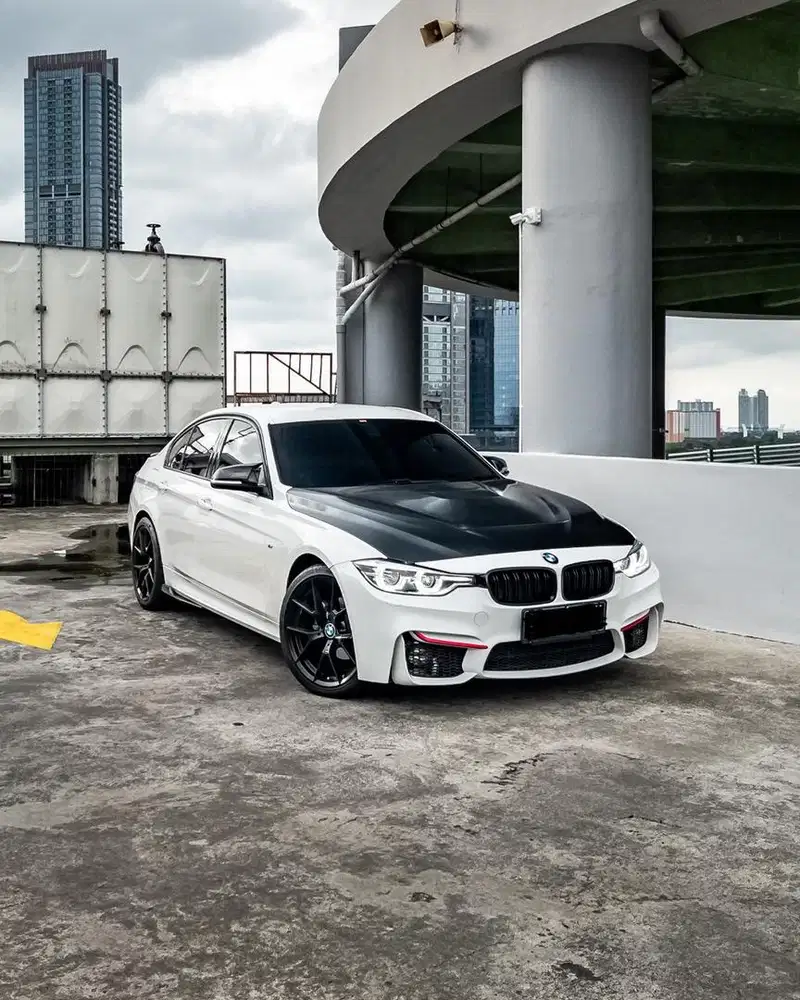 Bmw 320i LCI  F30