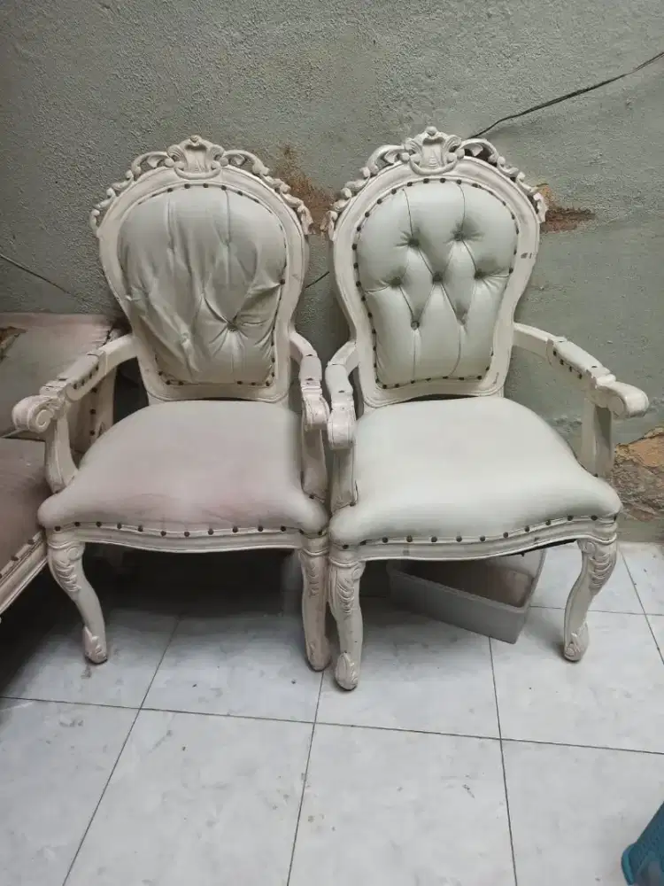 Bangku pengantin untuk dekorasi