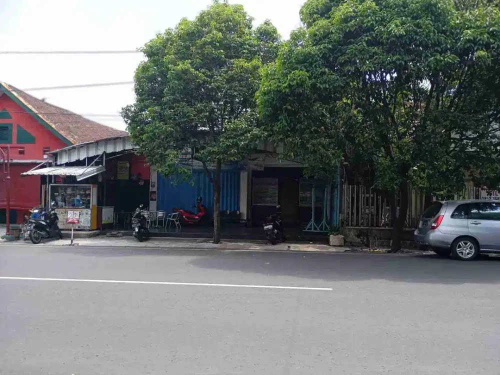 RUKO TENGAH KOTA MALANG JL ADE IRMA SURYANI