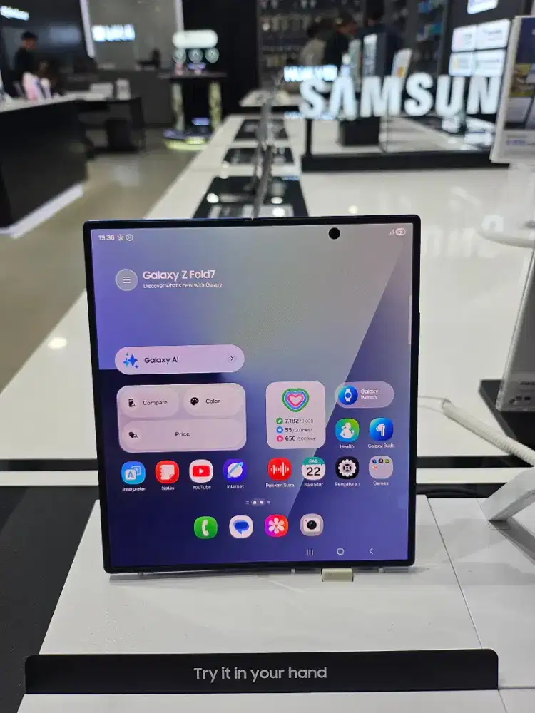 SAMSUNG Z FOLD 7 12/256 GARANSI RESMI SEIN 1 TAHUN