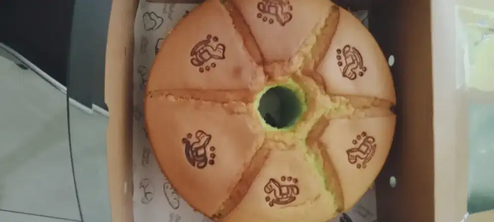 Open order freshmade cake