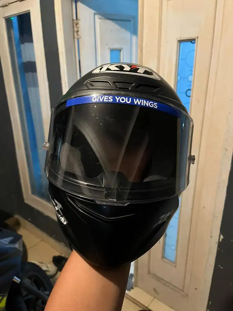 Helm KYT TTC Hitam Dof