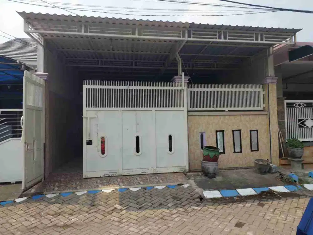 Rumah Siap Huni Lokasi Perumahan Grand Aloha Wage Taman Sidoarjo