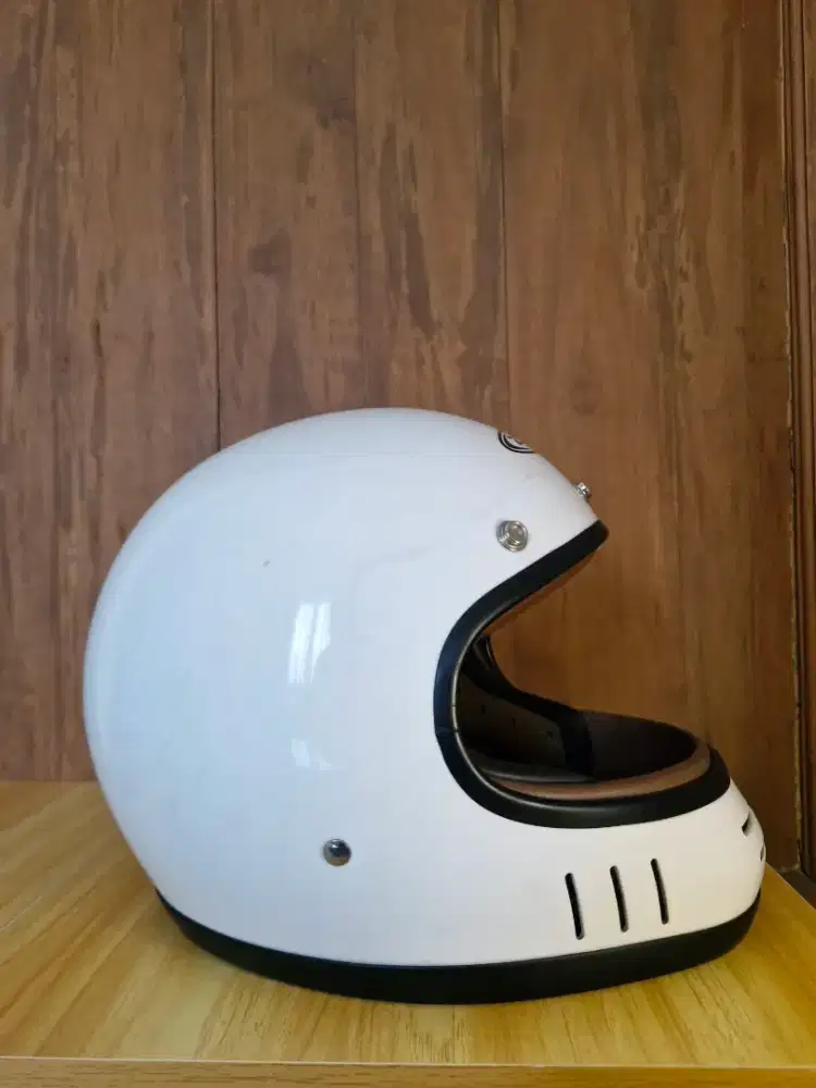 Helm Full Face Zeus ZS 816C White size M