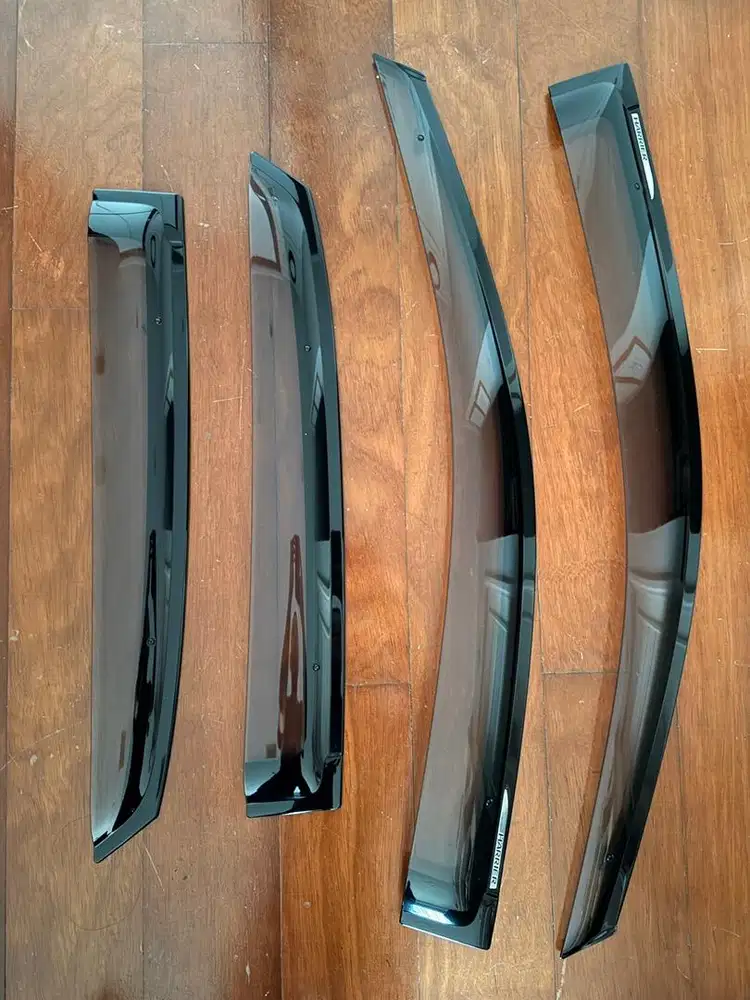 Door Visor Talang Air Toyota Harrier