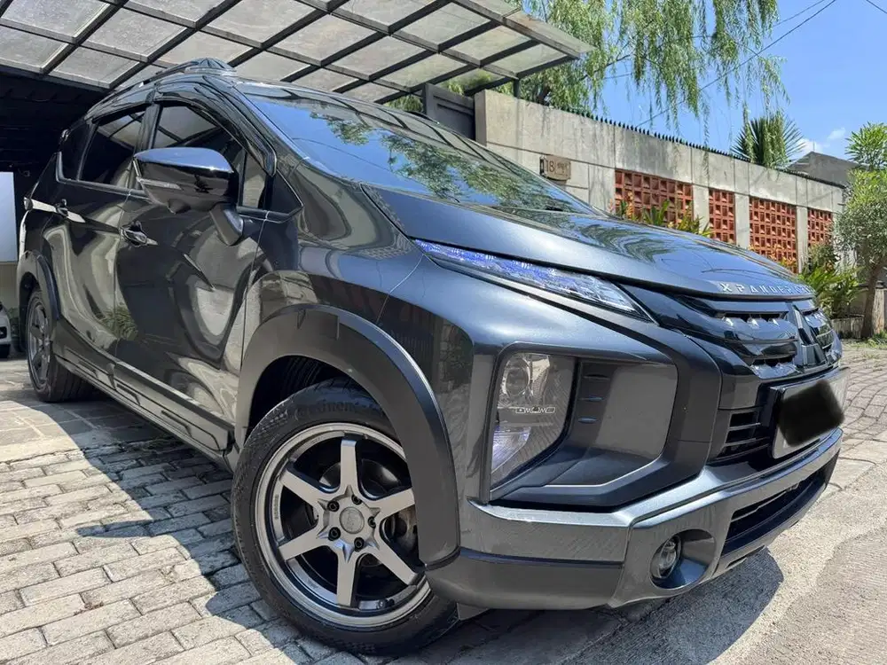 Xpander Cross Rockford Fosgate ++ (Black Edition)