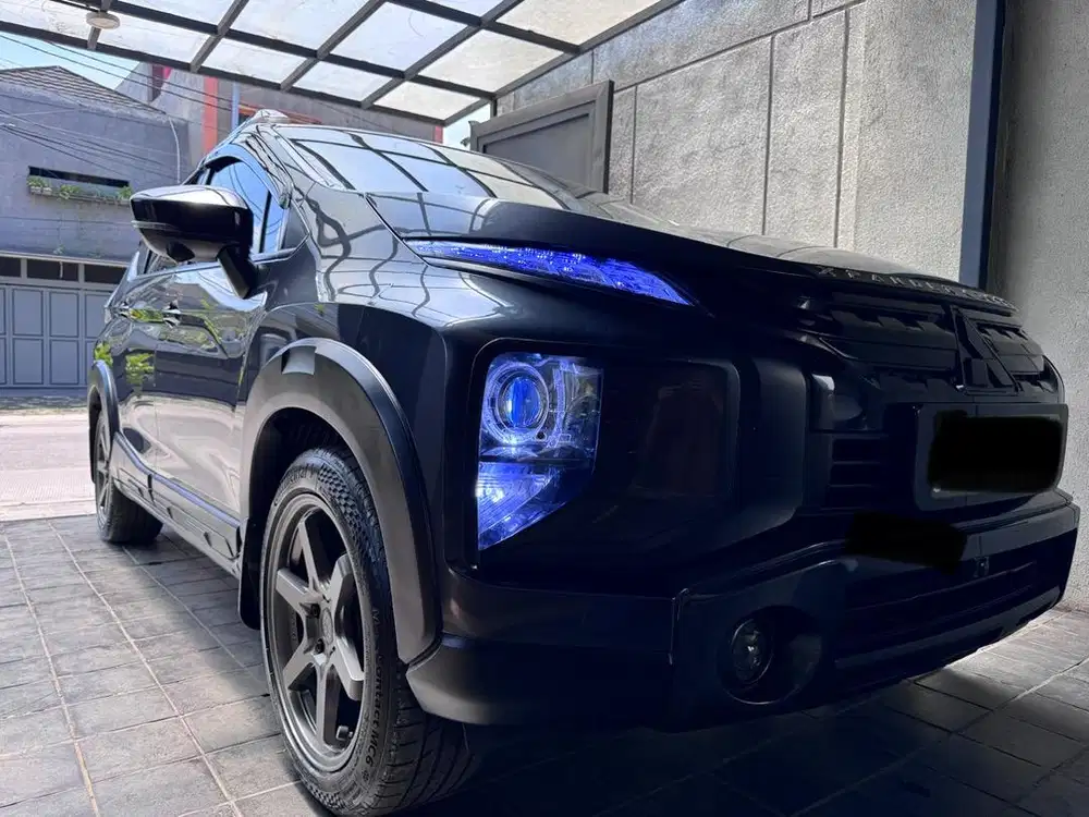 Xpander Cross Rockford Fosgate ++ (Black Edition)