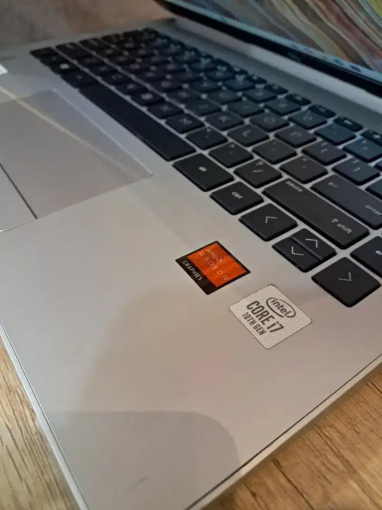 ​HP Pavilion 348 G7 Core i7 Gen 10 / RAM 16GB SSD NVMe Cepat