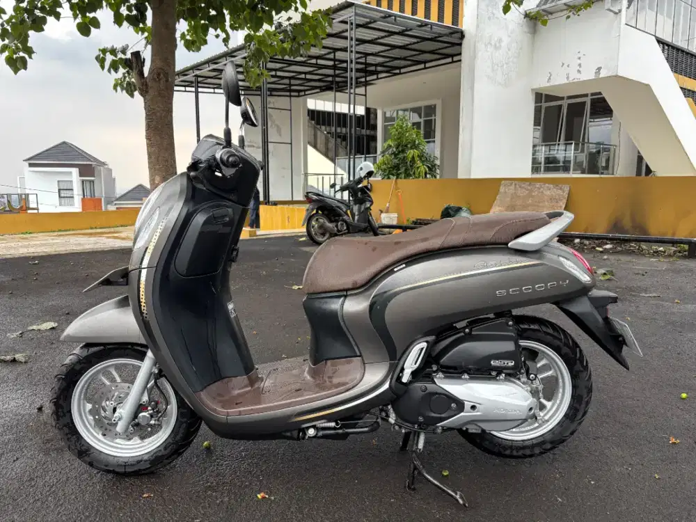 Scoopy stayilse tahun 2013 keyless/tt boleh gan cash lebih bagus