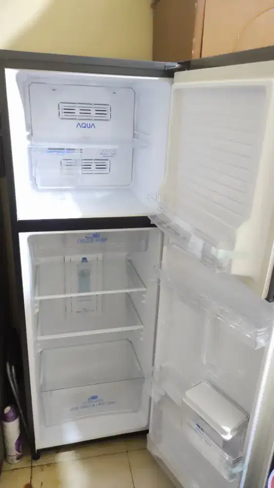 Kulkas Aqua 2 pintu