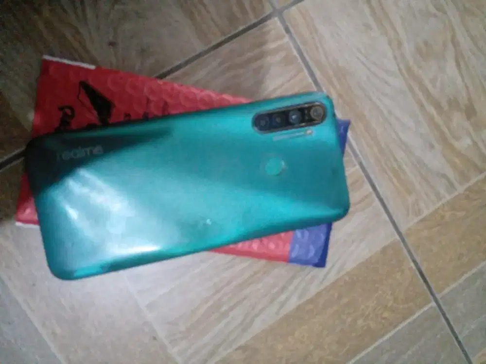 realmi 5i apa adanya.. kondisi hp mati