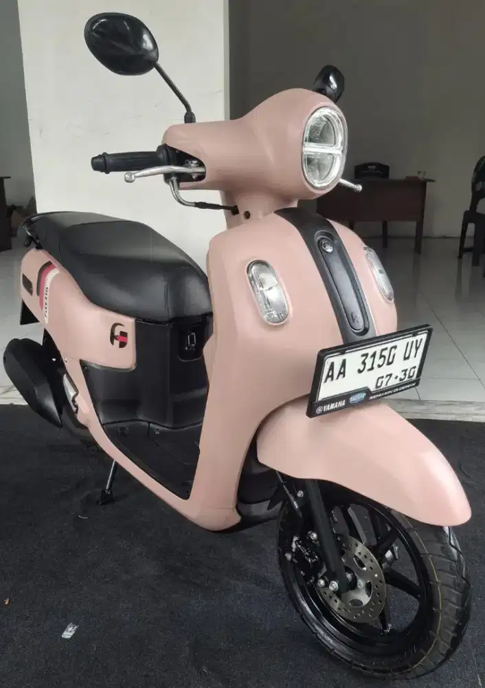 YAMAHA FAZZIO 2025 PINK