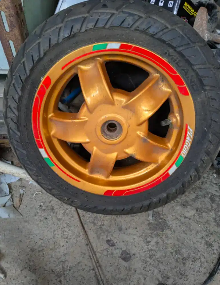Velg belakang Piaggio Zip