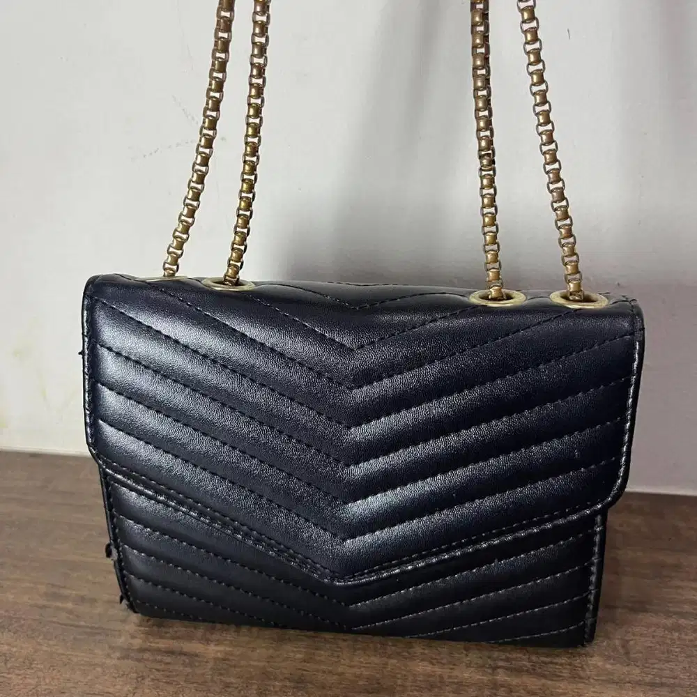 Tas Wanita Merk Hon & Yan | Hitam | Merah