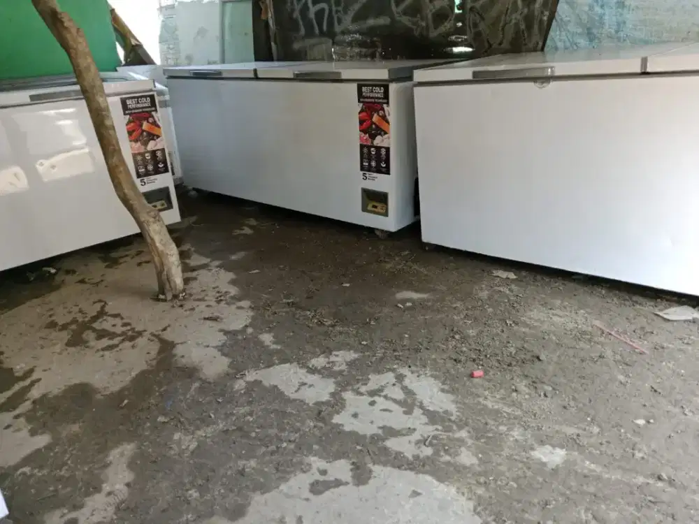 Freezer box kapasitas 900ltr mrk GEA