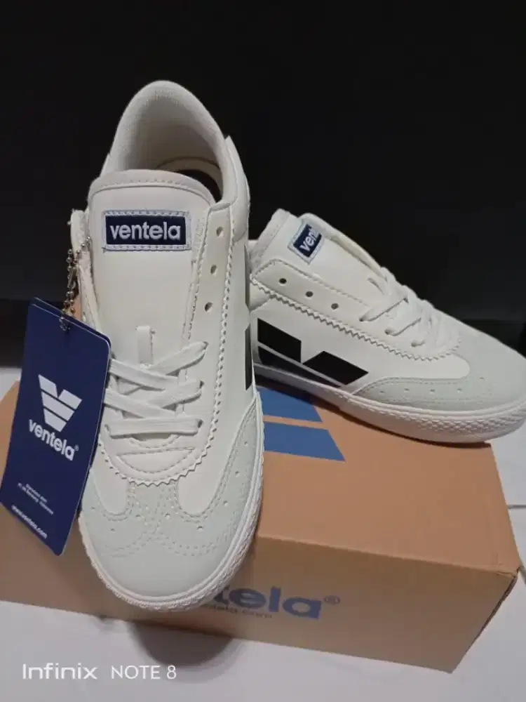 Sepatu Ventela Olympic White