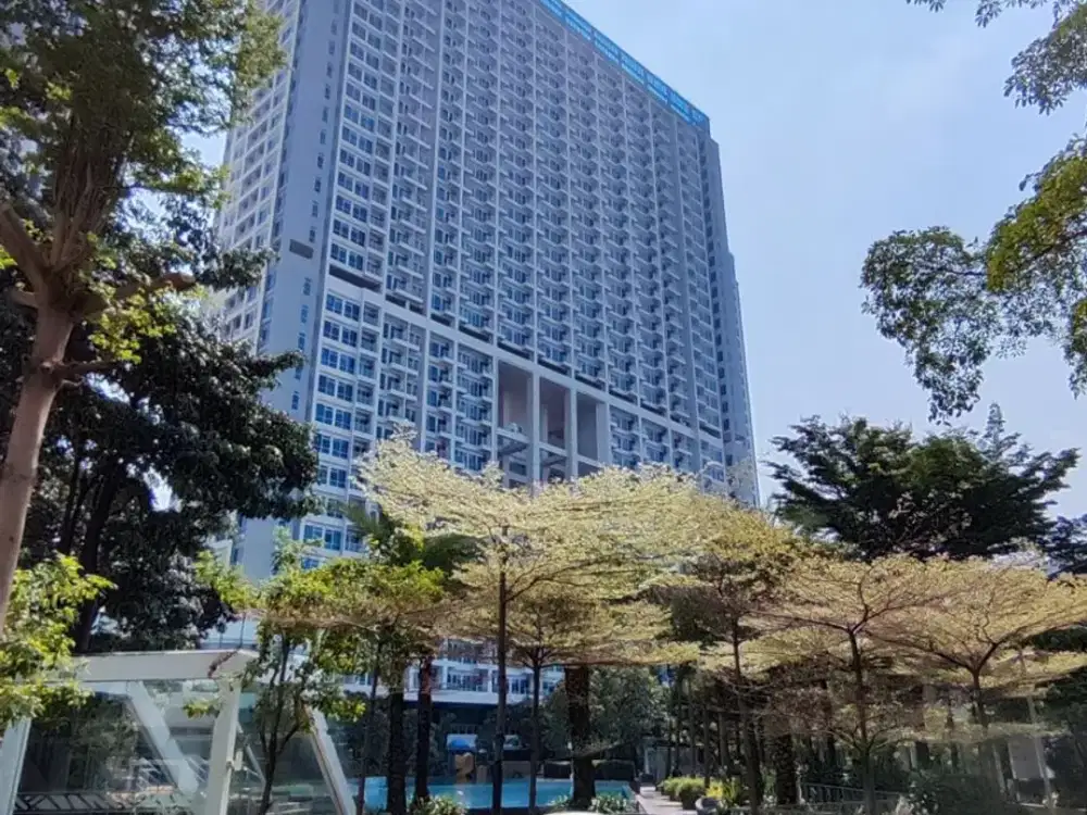 Disewakan Apartemen Puri Mansion Tipe 3 Kamar Tidur Luas 63 m2 Semi Furnish Bonus View Kolam Renang Harga 45 Juta/Tahun Termurah