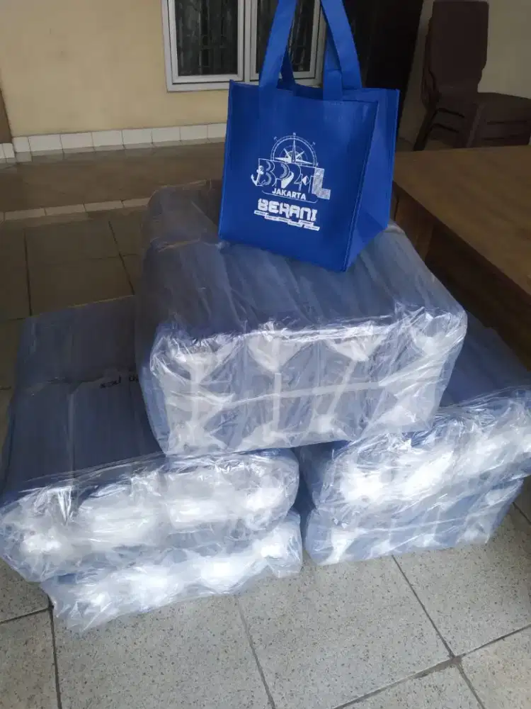 Goodie bag / Spunbond Jahit & Press