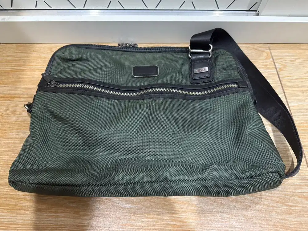 TUMI Alpha Bravo Myer Horizontal Slim Spruce Green Crossbody Bag