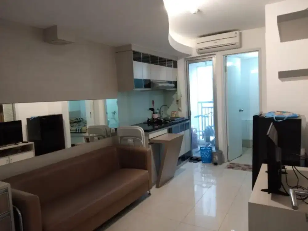 SEWA APARTEMEN BASURA TIPE 2BR FURNISH DIATAS MALL