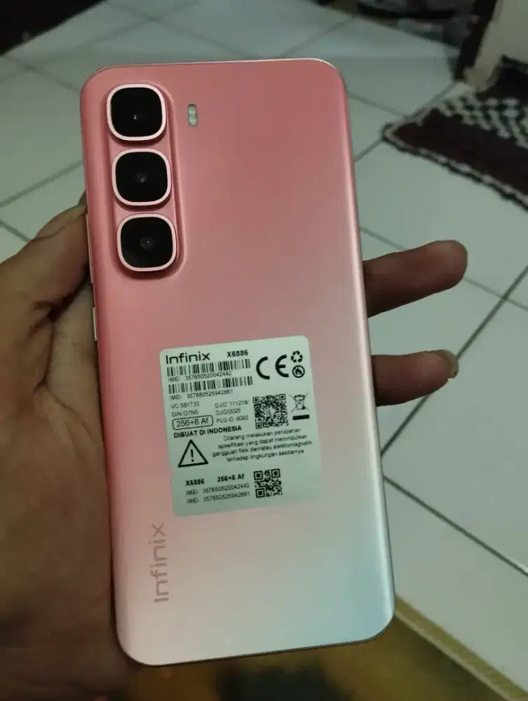 Infinix Hot 60 Pro+ ram 8+8/256 like new