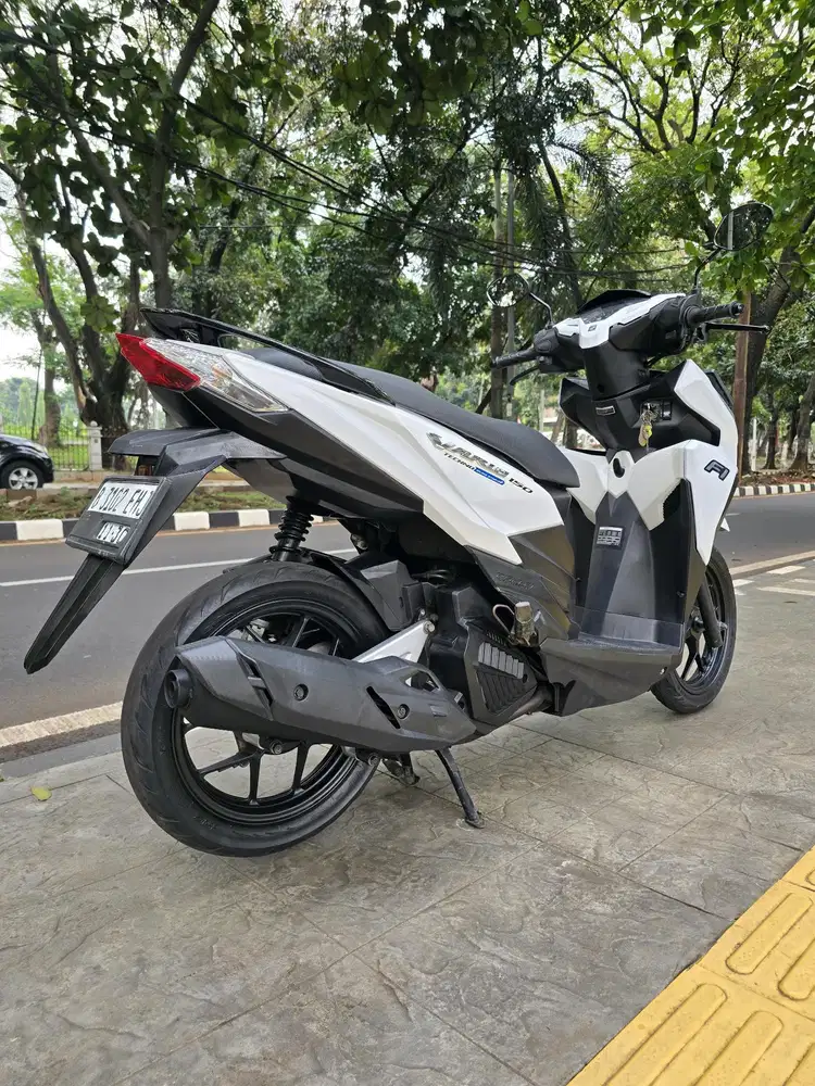 DIJUAL CASH HONDA VARIO 150 LED OLD THN 2015 PAJAK IDUP SIAP PAKAI