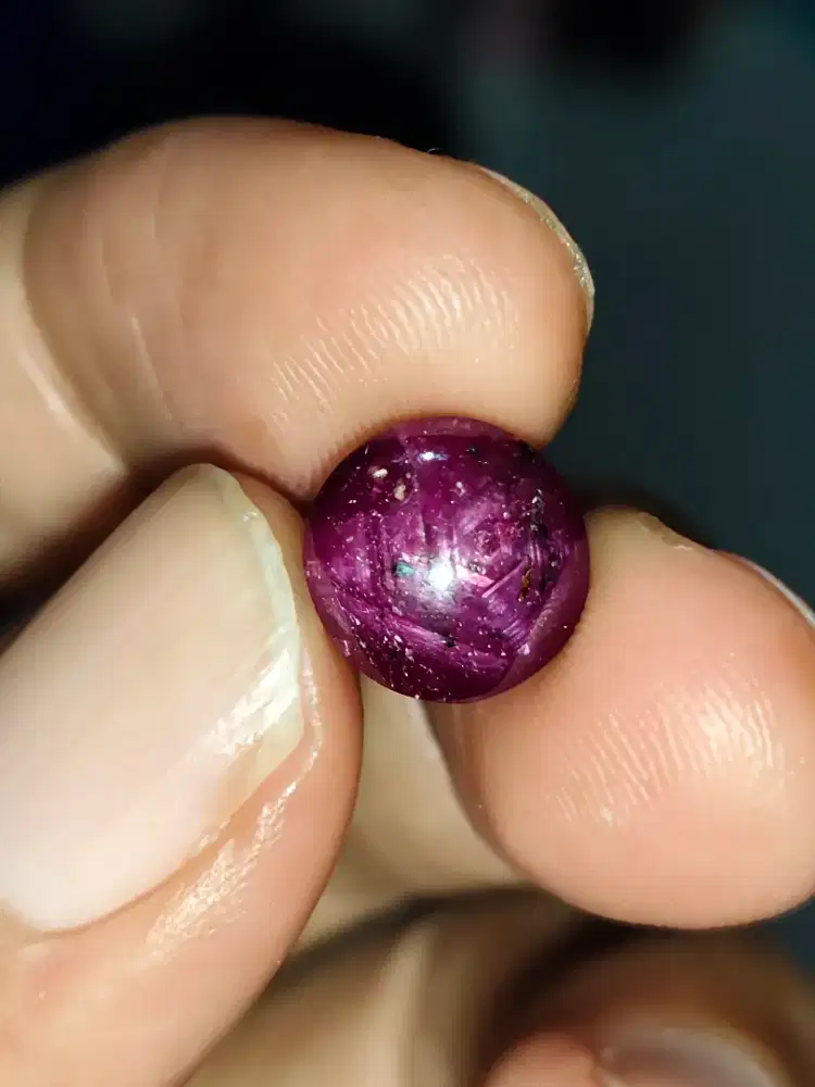 Natural Star Ruby No Heat 7.15crt Star Tajam Mayung Menyala
Memo MRI