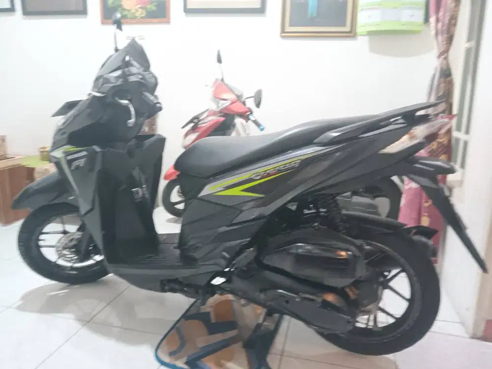 Vario 125 CBS ISS