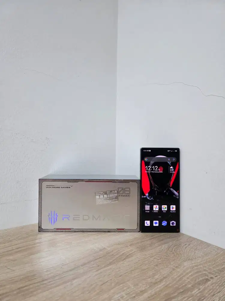 ZTE Nubia Red Magic 8 Pro IMEI Resmi Beacukai 12/256 Black 12GB 256GB